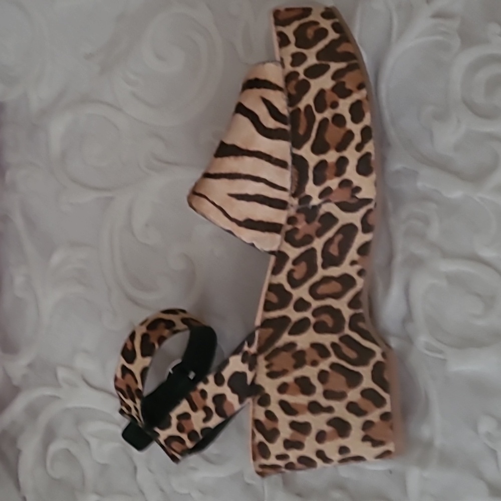 Shoes - Picture 2 of 5